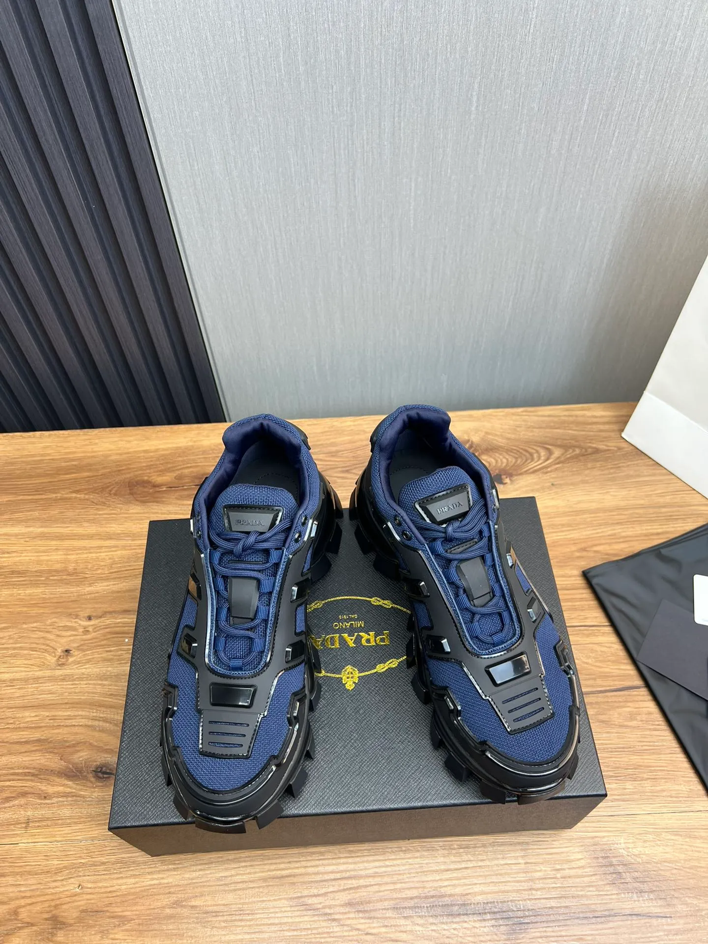 Men's shoes 💰620💰 [PRADA] Hot-selling thick-soled shoes 🔥 Available all year round ✔️Official website synchronization Original fly-knit film fabric + cowhide lining, 1⃣️:1⃣️reproduction, original sole, 38-45 (45 made to order, non-refundable)